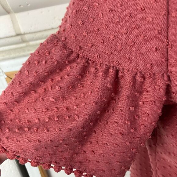 W5 beautiful Swiss dot top w/flounced sleeves w/dot crochet lace trim - Picture 4 of 6